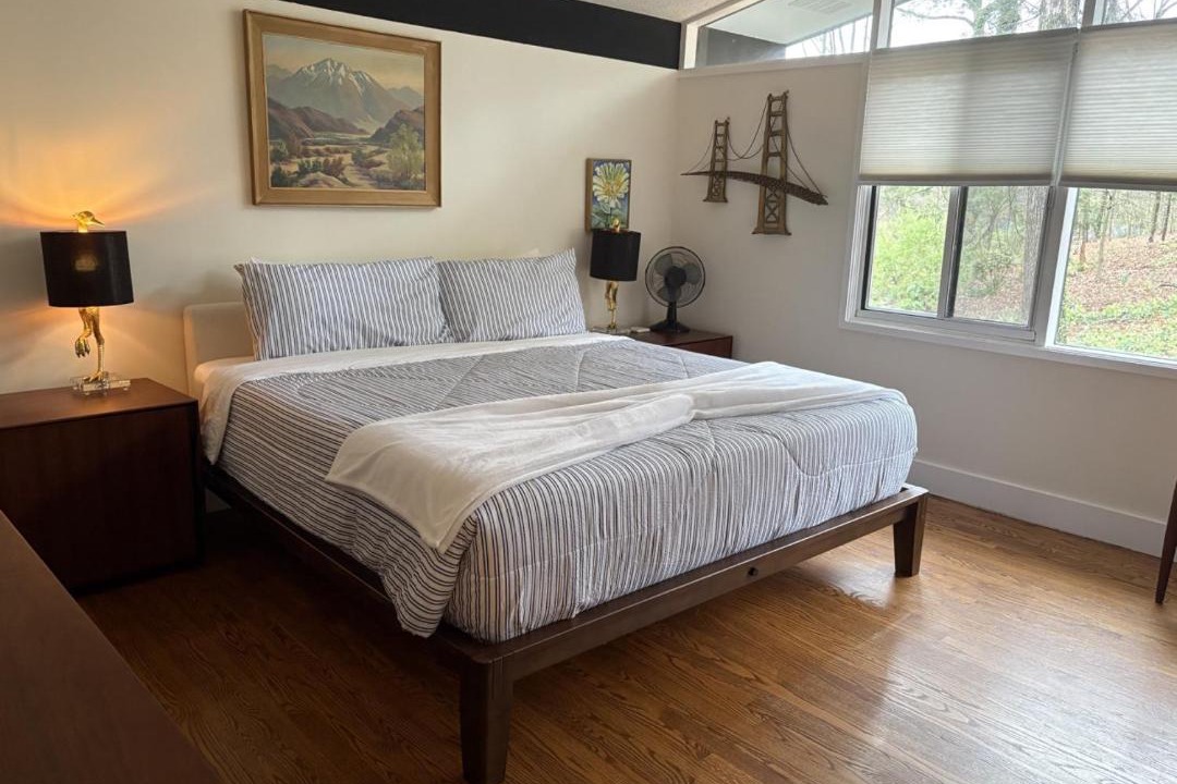Photo of Bedroom in Ashley Oaks