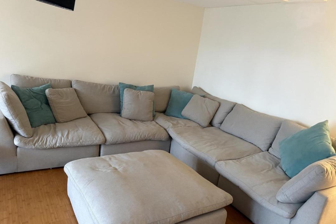 Photo of Livingroom in Ashley Oaks