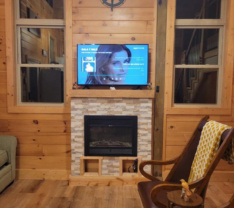 Photo of Livingroom in Rutherfordton
