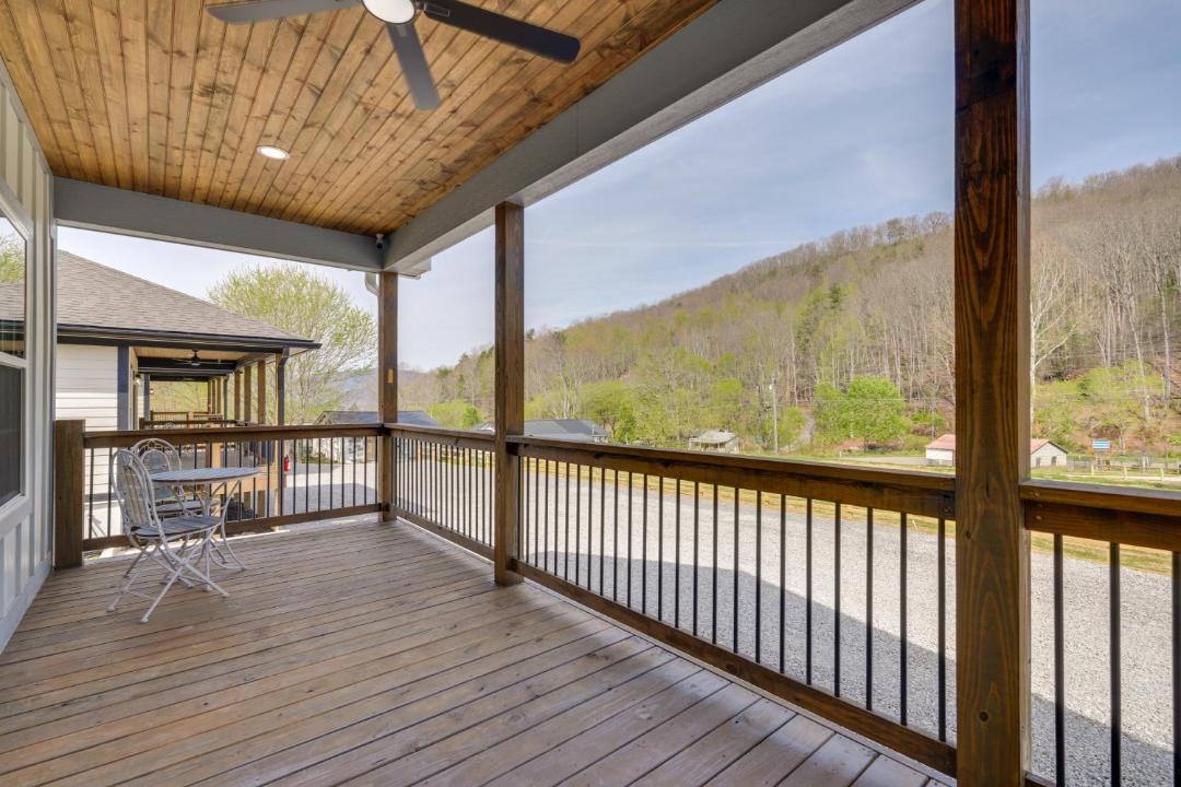 Photo of Patio Balcony in Banner Hill