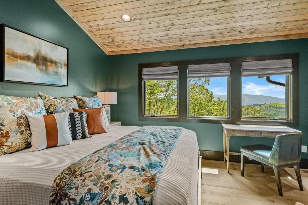 Photo of Bedroom in Elk Park