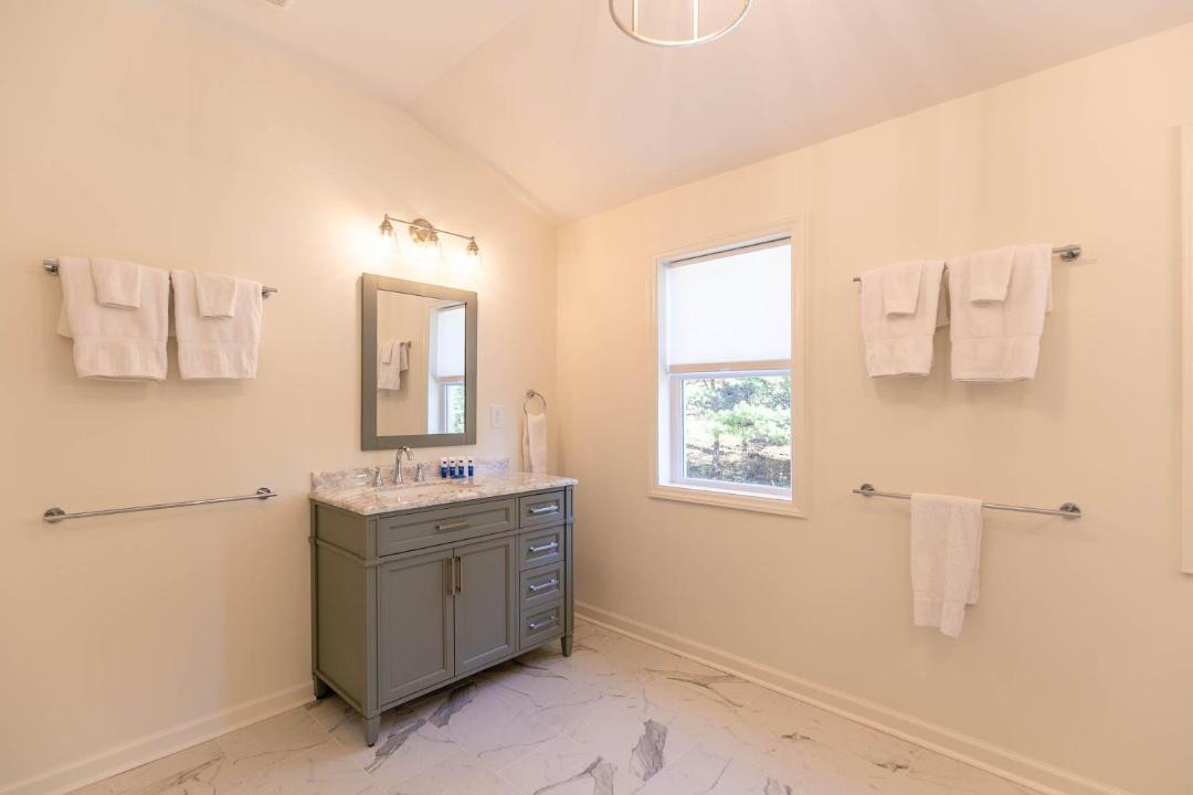 Photo of Bathroom in Blowing Rock