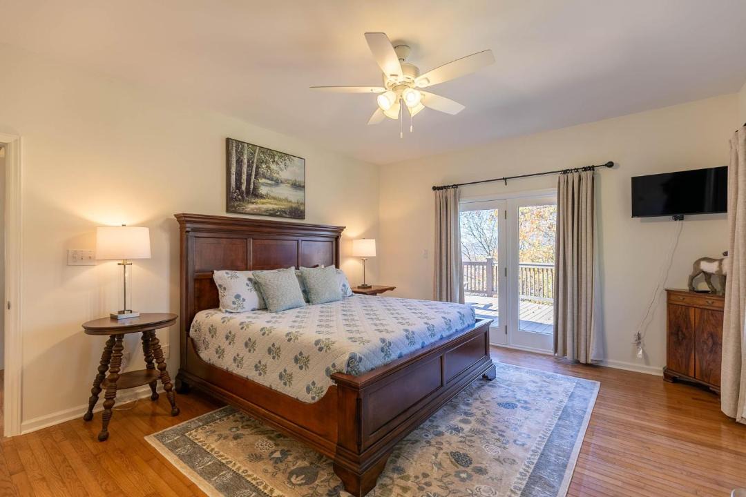 Photo of Bedroom in Blowing Rock