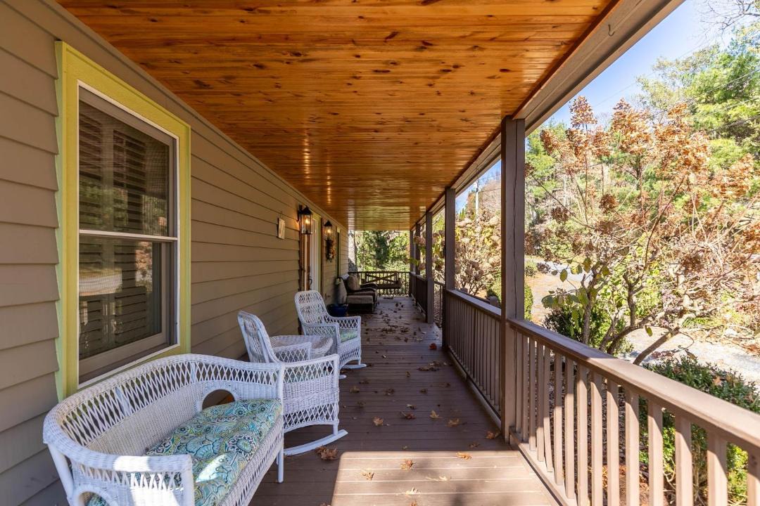 Photo of Patio Balcony in Blowing Rock