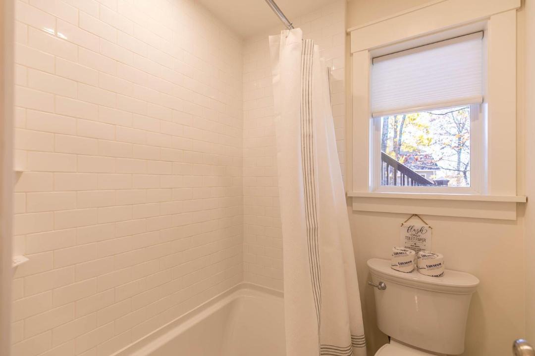 Photo of Bathroom in Blowing Rock