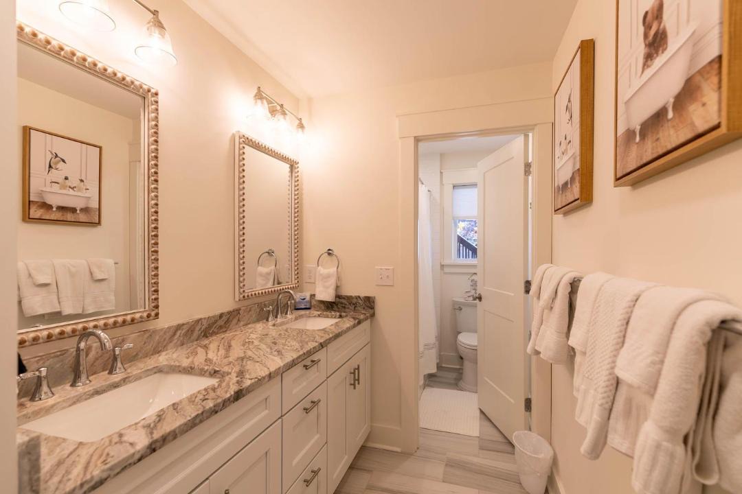 Photo of Bathroom in Blowing Rock