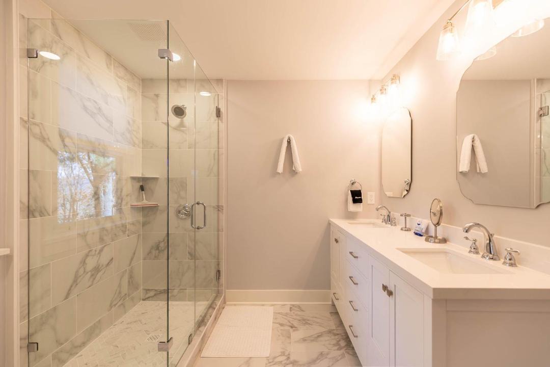 Photo of Bathroom in Blowing Rock