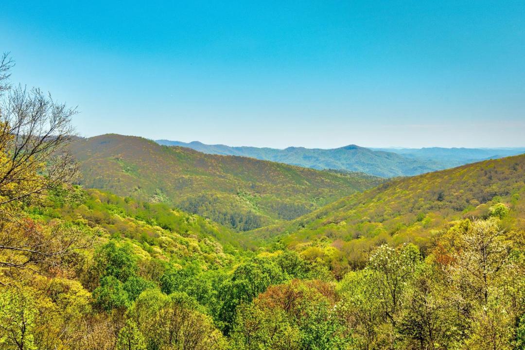 Photo of Others in Blowing Rock