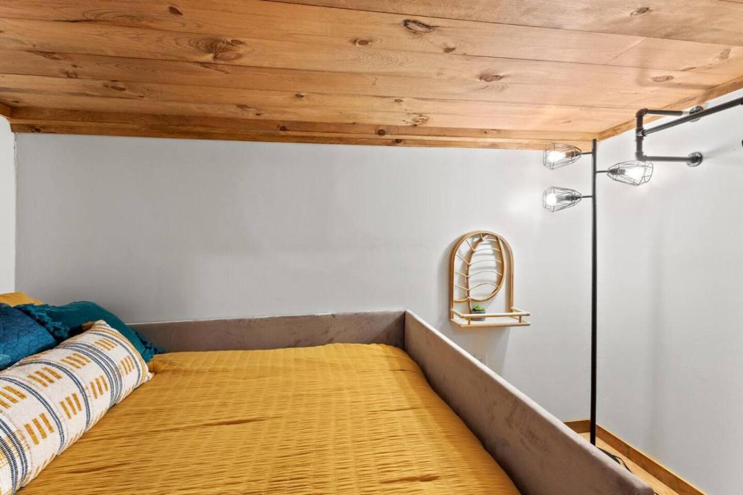 Photo of Bedroom in Campton