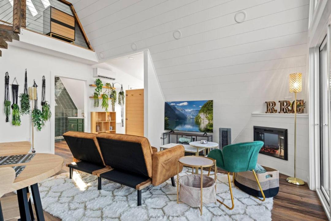 Photo of Livingroom in Campton