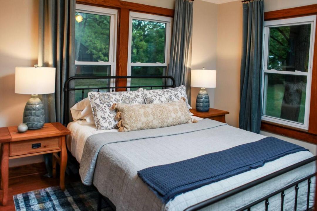 Photo of Bedroom in Frenchburg