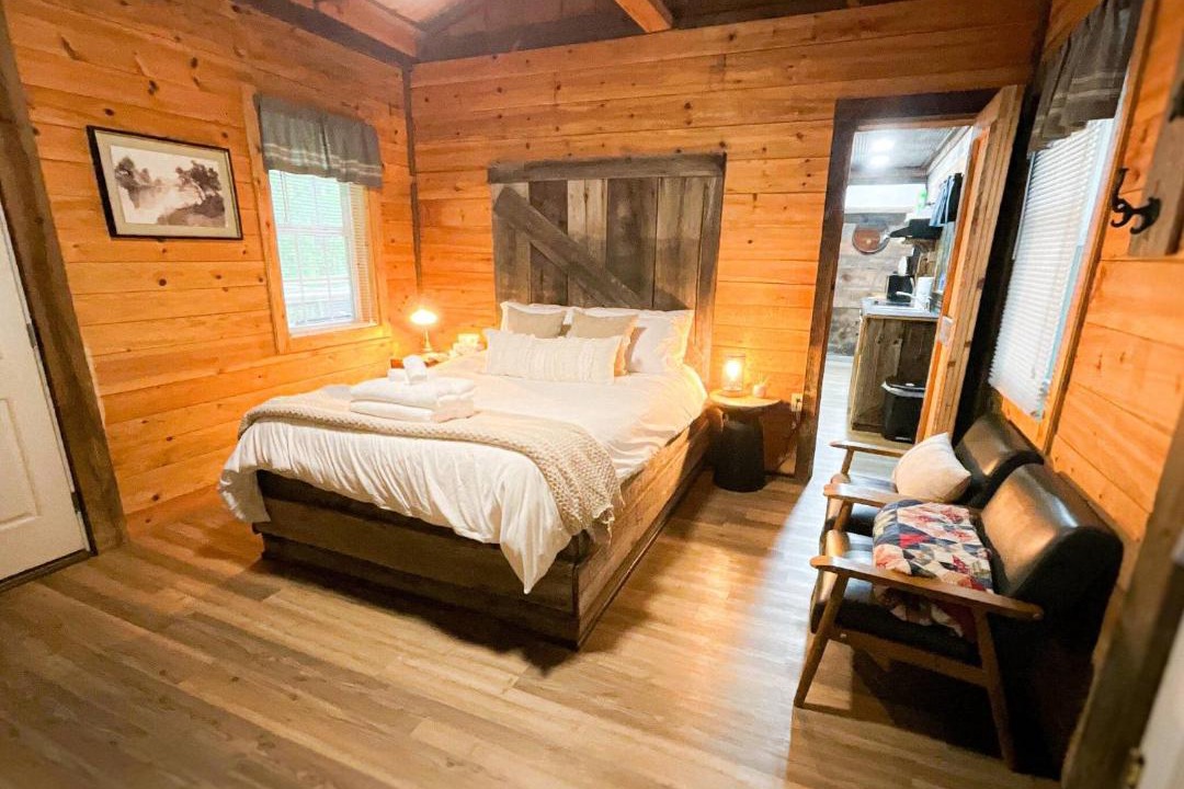 Photo of Bedroom in Rogers