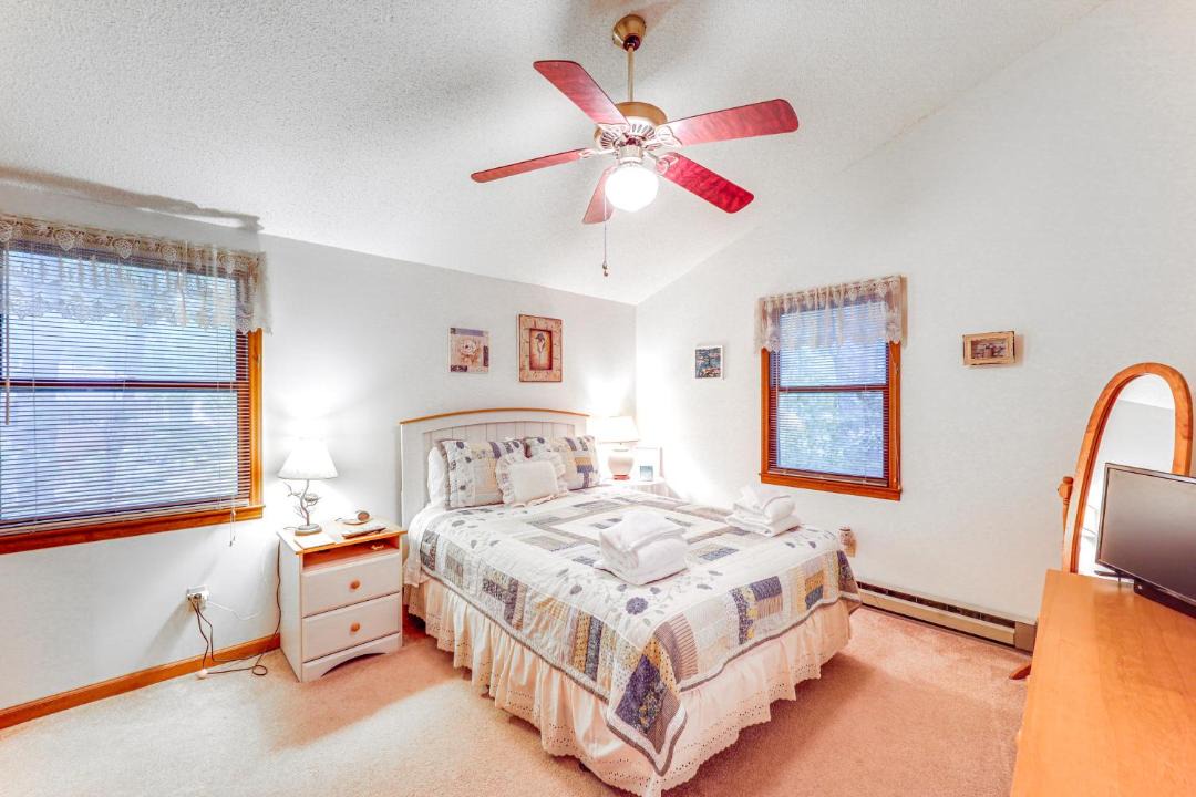Photo of Bedroom in Newland