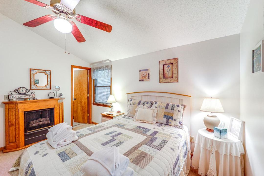 Photo of Bedroom in Newland