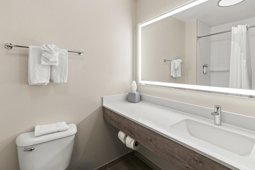 Photo of Bathroom in Kingmont