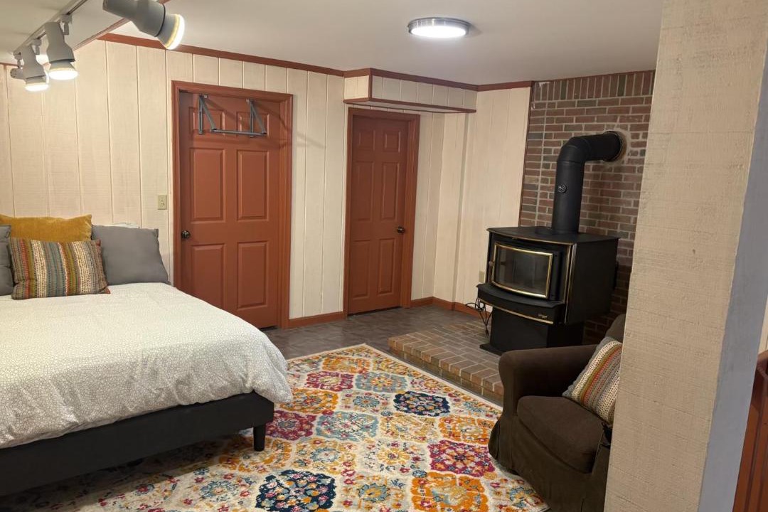 Photo of Bedroom in Urbana