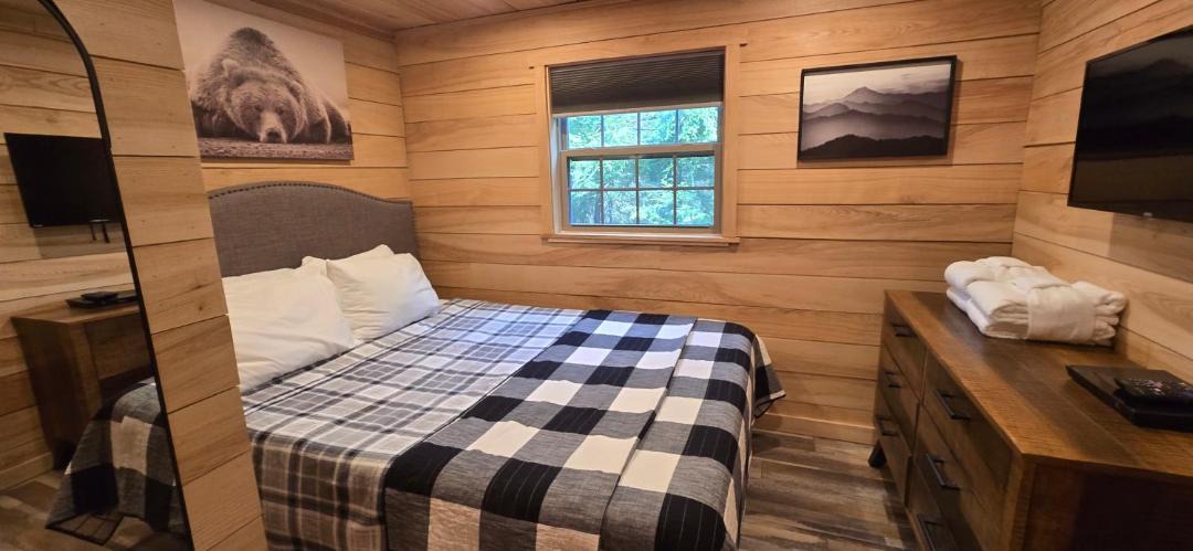 Photo of Bedroom in Oakland