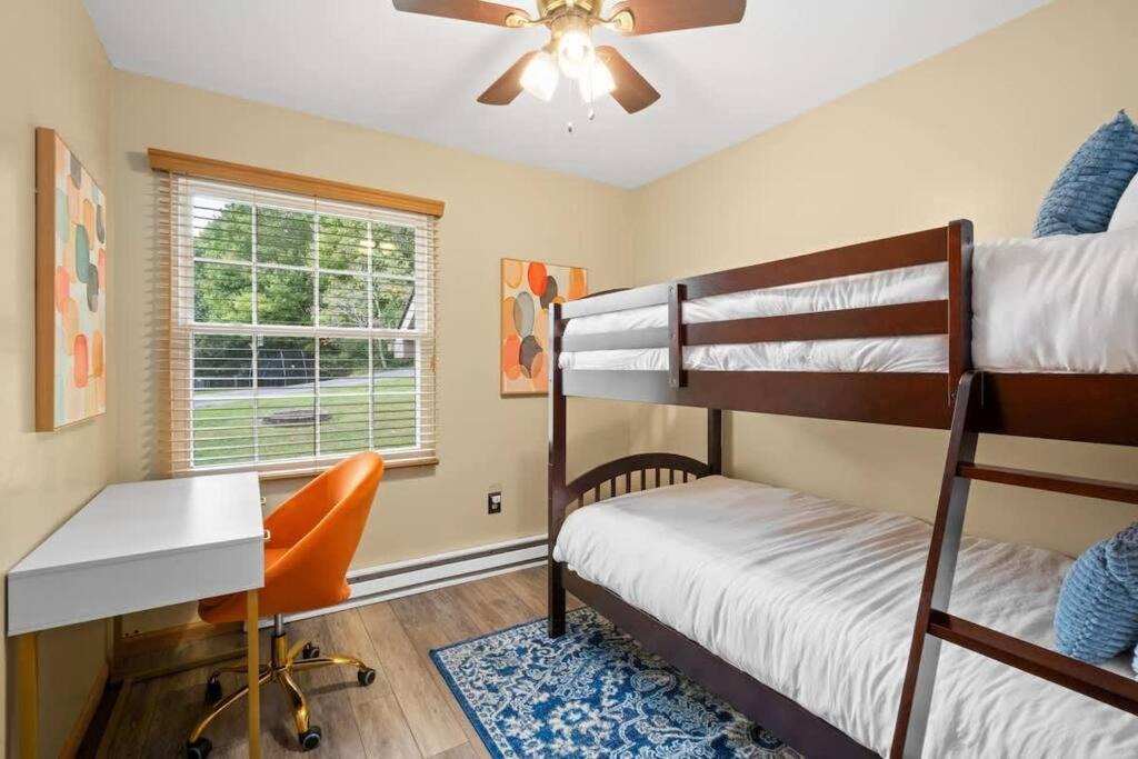 Photo of Bedroom in Summersville