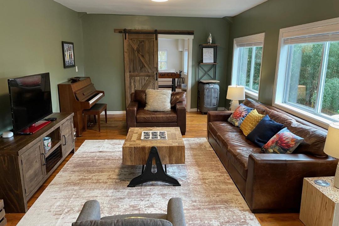 Photo of Livingroom in Milford