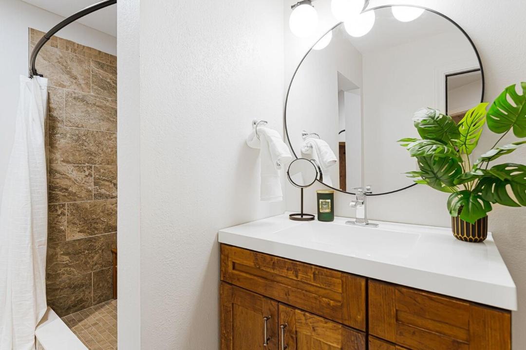 Photo of Bathroom in Fairview