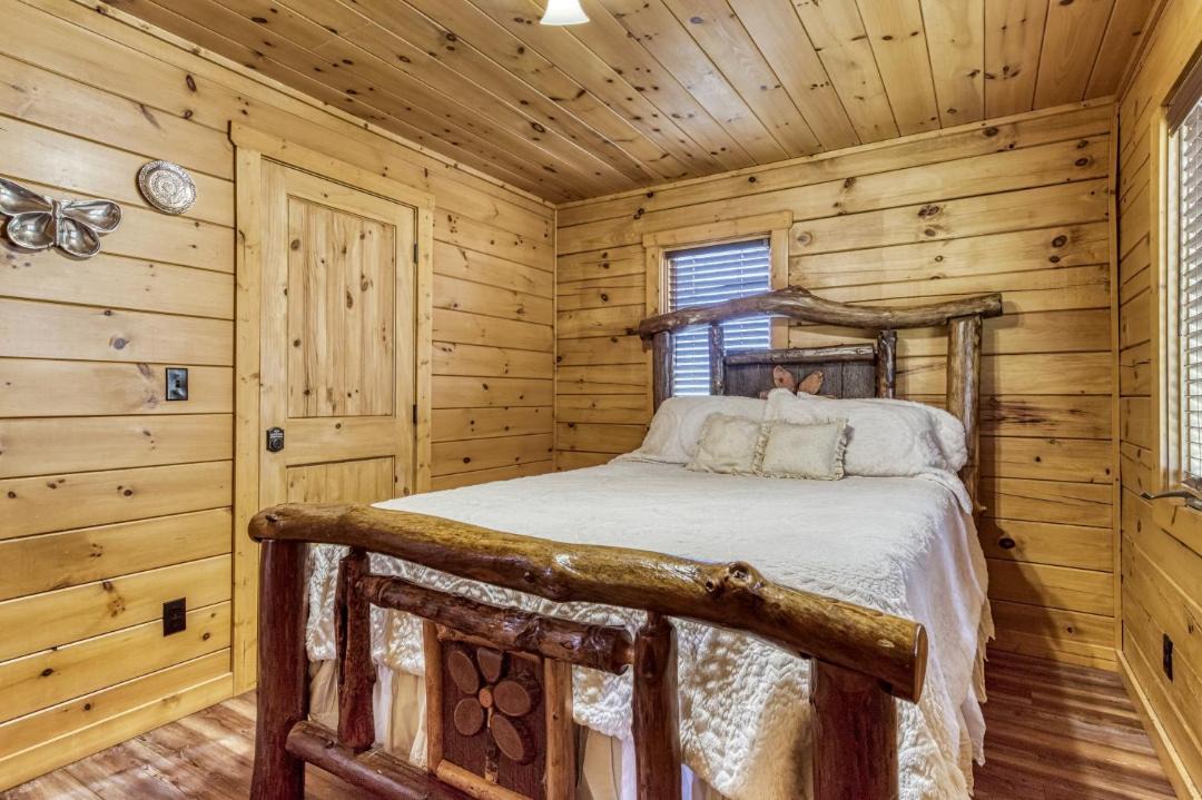 Photo of Bedroom in Chalet Village North