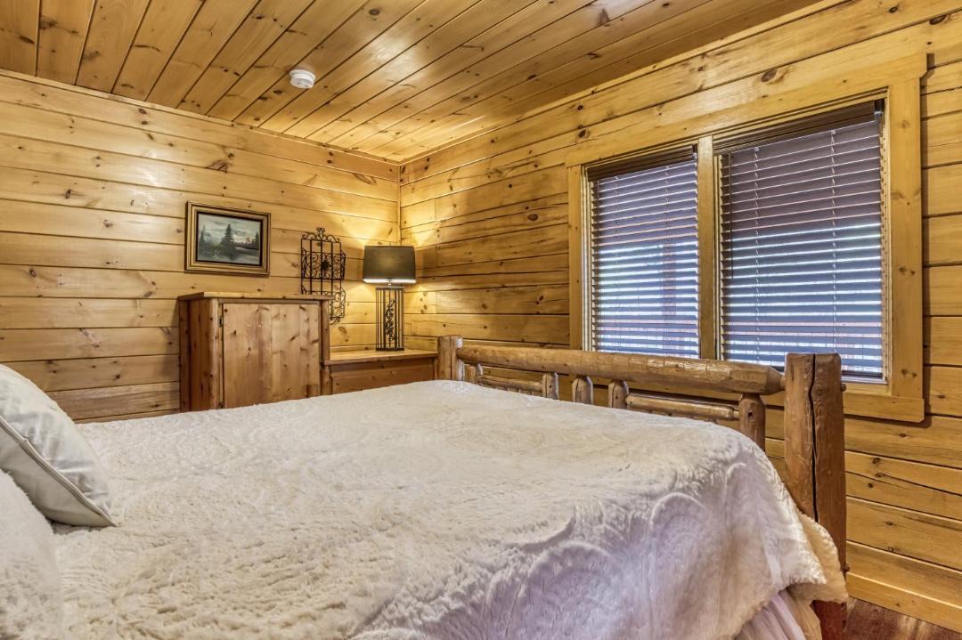 Photo of Bedroom in Chalet Village North