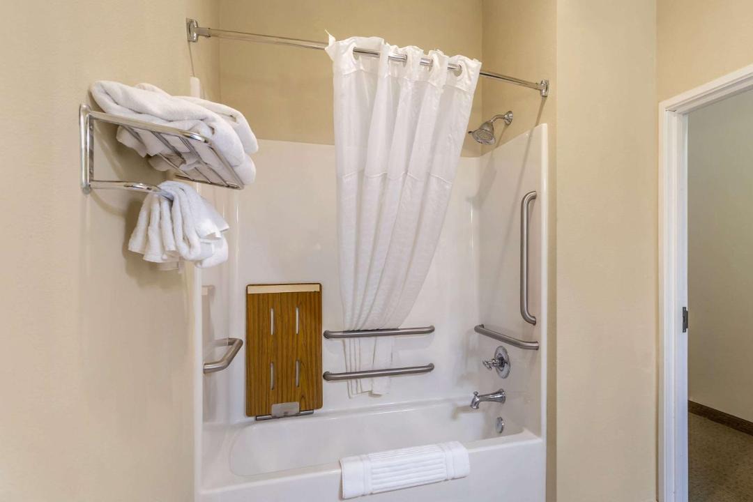 Photo of Bathroom in South Point