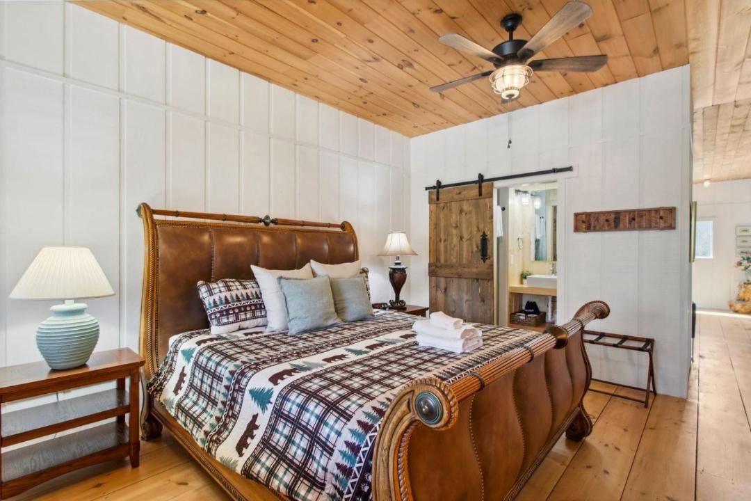 Photo of Others in West Jefferson