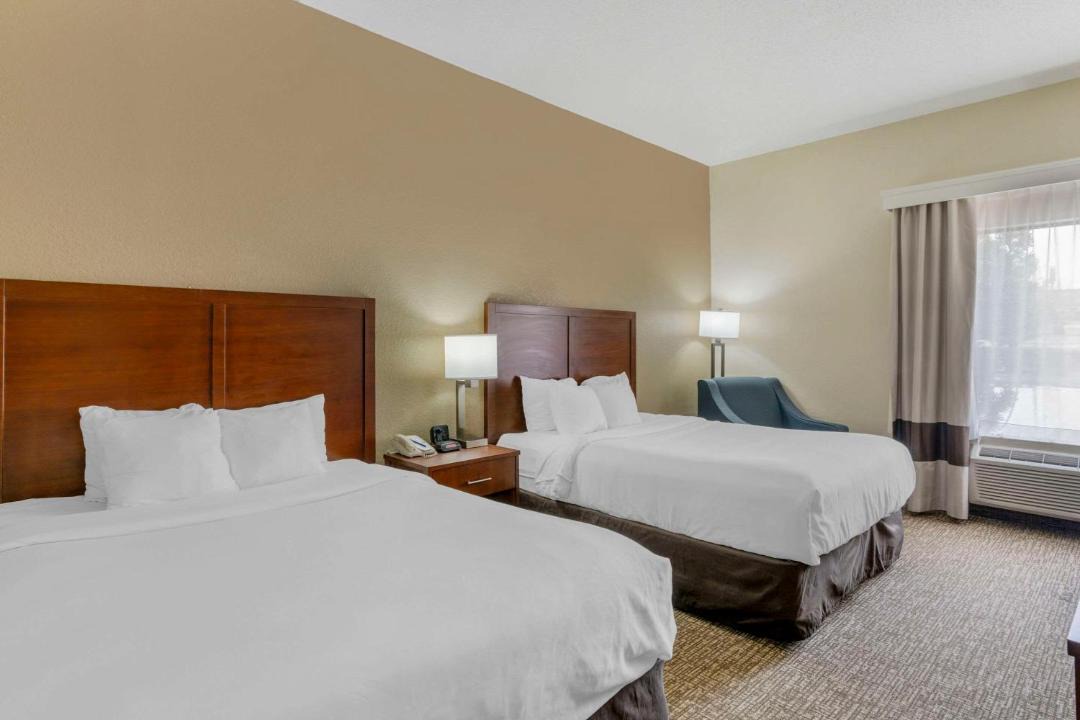 Photo of Bedroom in La Grange