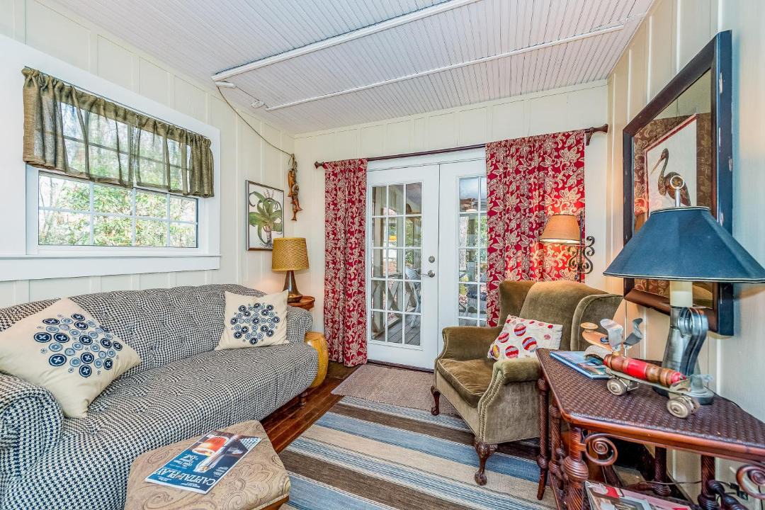 Photo of Livingroom in Black Mountain