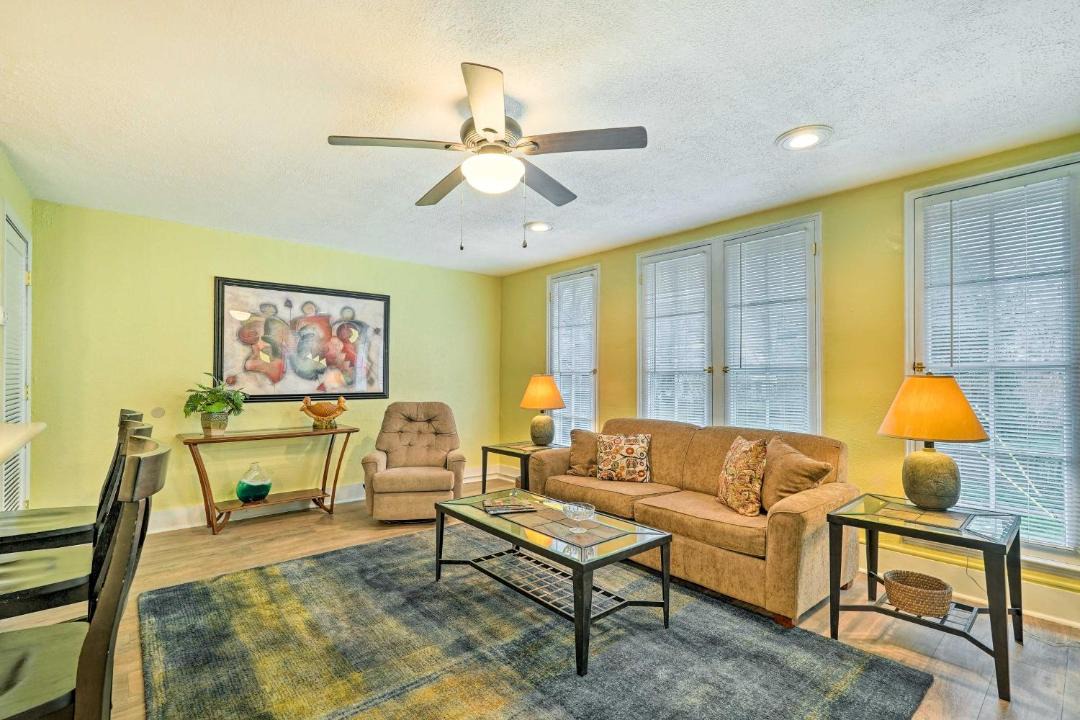 Photo of Livingroom in Johnson City