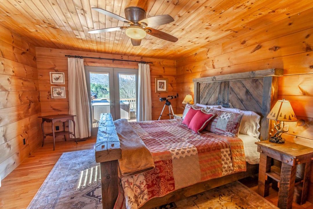 Photo of Bedroom in Boone