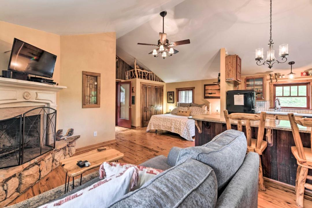 Photo of Livingroom in Clyde