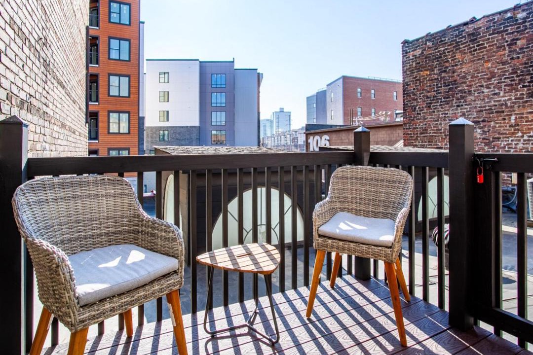 Photo of Patio Balcony in Old City