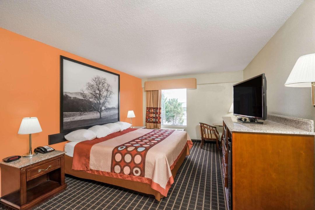 Photo of Bedroom in Dandridge