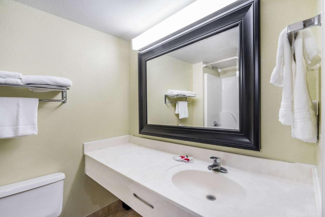 Photo of Bathroom in Dandridge