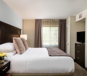 Staybridge Dulles Airport Ihg Hotel 