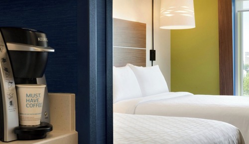 Standard Room, 2 Queen Beds, Accessible (Mobility, Roll-In Shower)