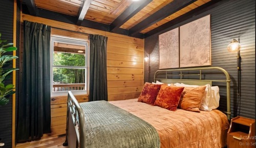 Cabin, 2 Bedrooms, Kitchen
