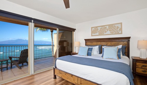 Villa, 4 Bedrooms (Oceanfront, Sleeps 12 (ML-1289))