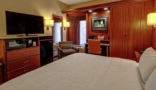 Room, 1 King Bed, Accessible