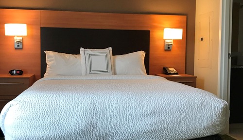 Suite, 1 Bedroom (Mobility/Hearing Accessible, Tub)