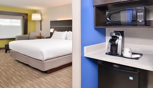 Standard Room, 1 King Bed, Accessible