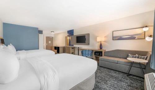 Efficiency Queen Suite with Two Queen Beds - Non Smoking