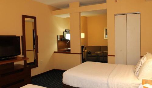 Queen Suite with Two Queen Beds and Sofa Bed