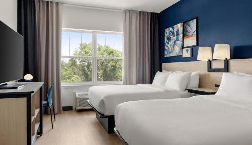 One-Bedroom Suite with Two Queen Beds and Sofa Bed
