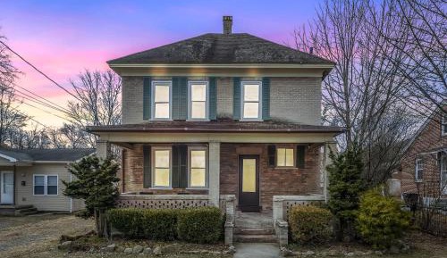Three-Bedroom Vacation Home 