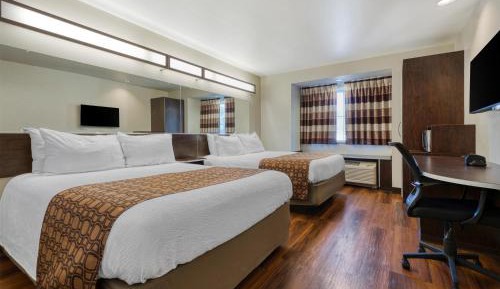 Queen Room with Two Queen Beds - Disability Access