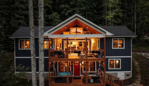 Four-Bedroom Vacation Home