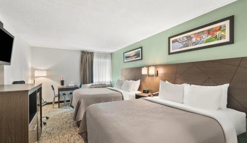 Standard Queen Room with Two Queen Beds